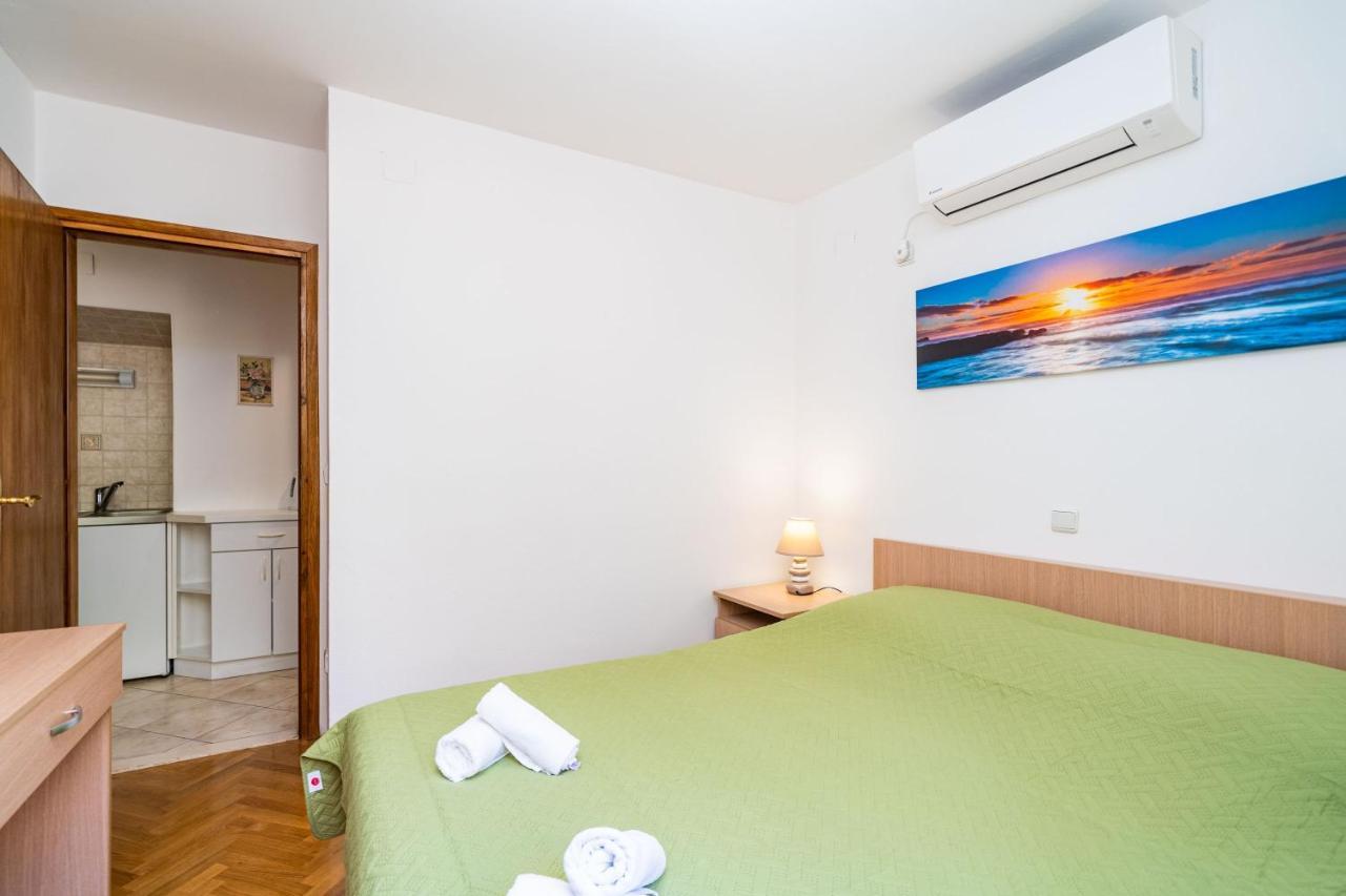 Central Apartment With Terrace Dubrovnik Ngoại thất bức ảnh