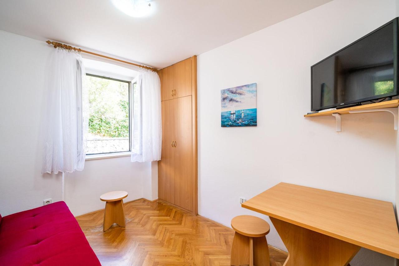 Central Apartment With Terrace Dubrovnik Ngoại thất bức ảnh