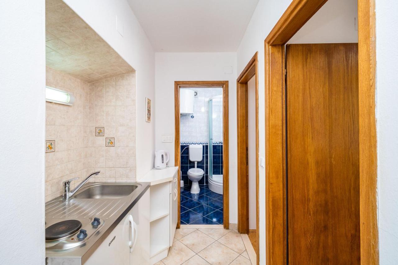 Central Apartment With Terrace Dubrovnik Ngoại thất bức ảnh